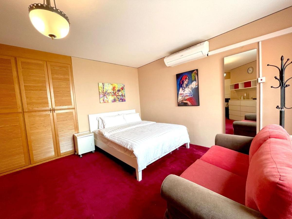 View - 4 Bedrooms & 4 Bathrooms Villa