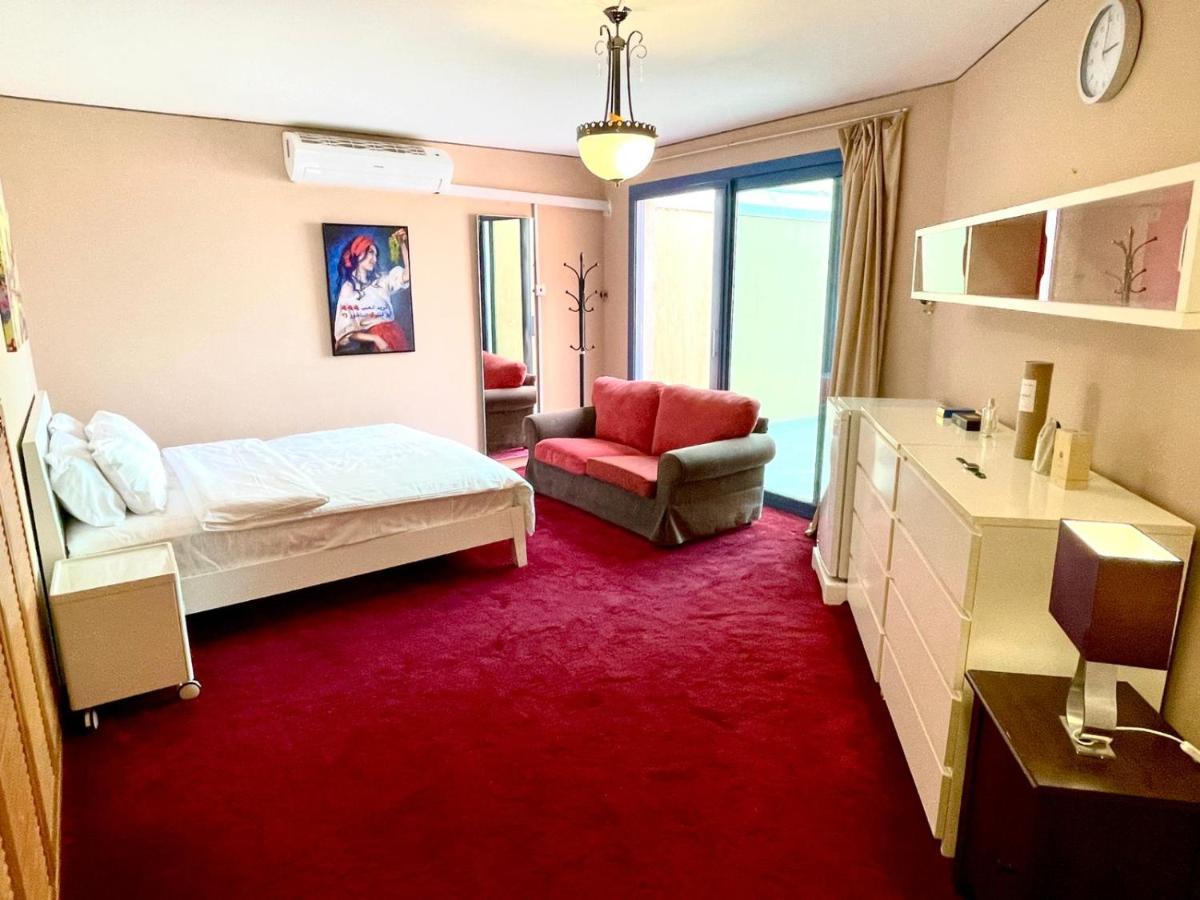 View - 4 Bedrooms & 4 Bathrooms Villa *