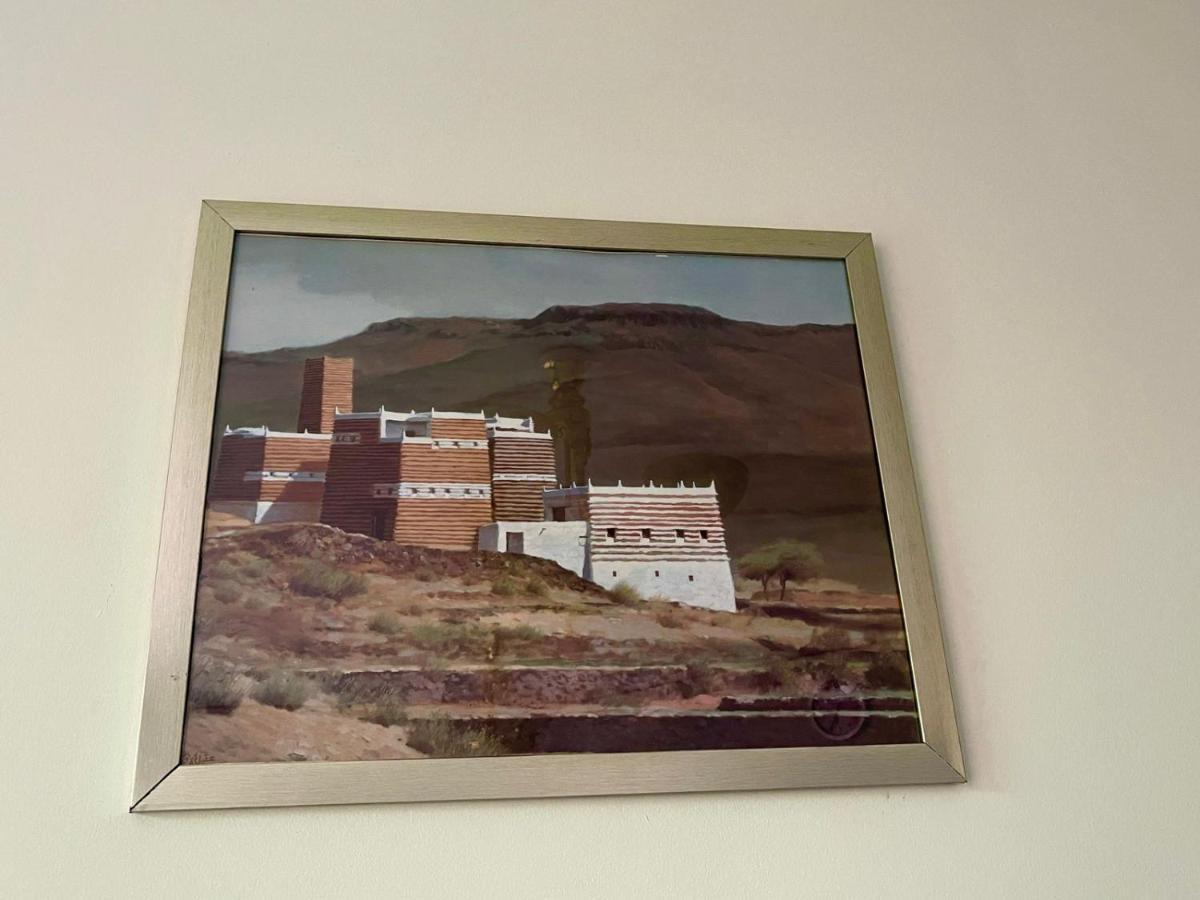 View - 4 Bedrooms & 4 Bathrooms Abha