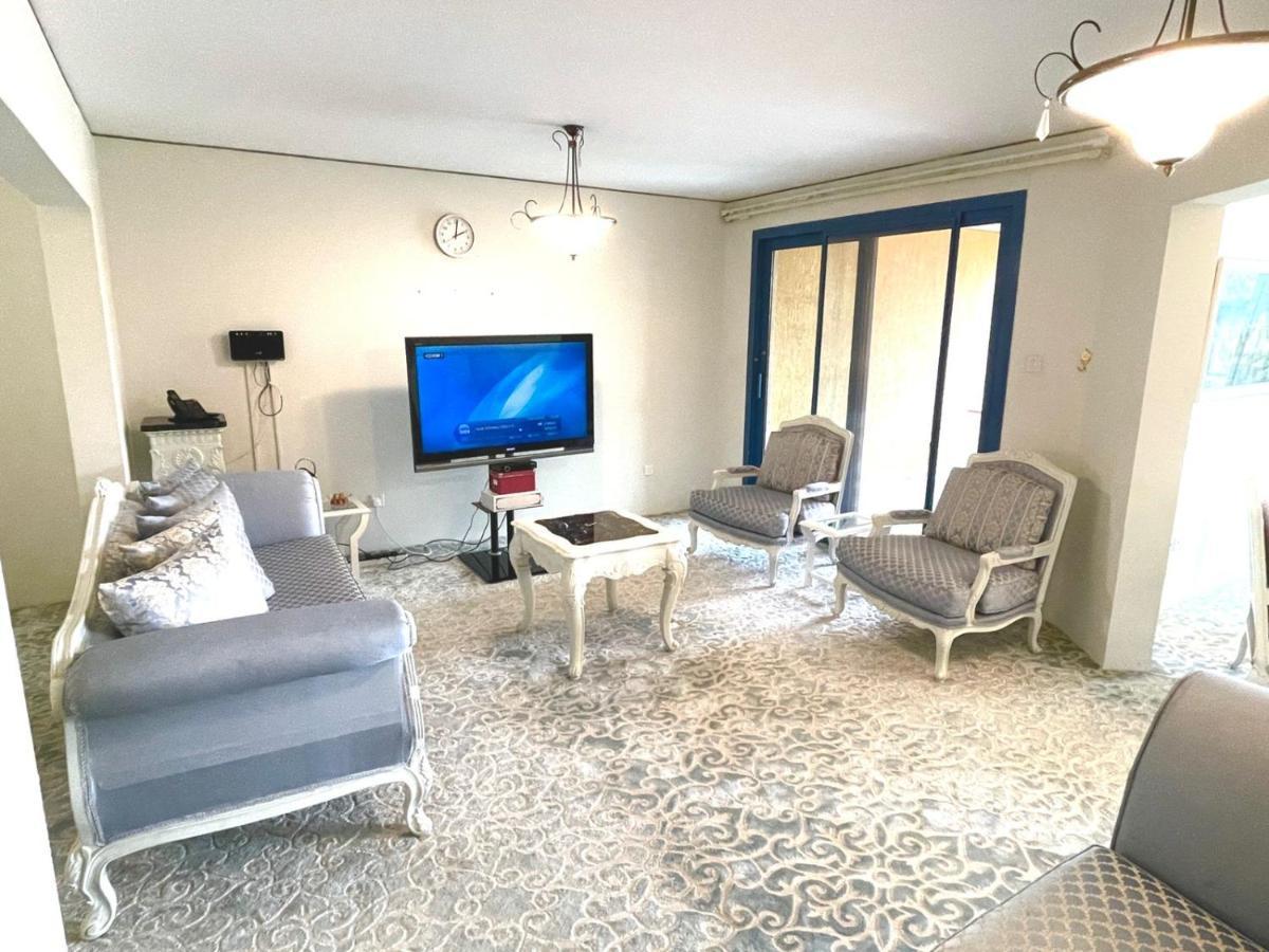 View - 4 Bedrooms & 4 Bathrooms Villa Abha