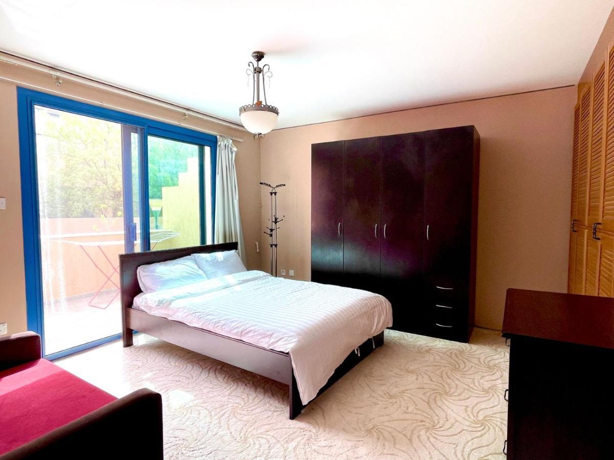 View - 4 Bedrooms & 4 Bathrooms Villa *